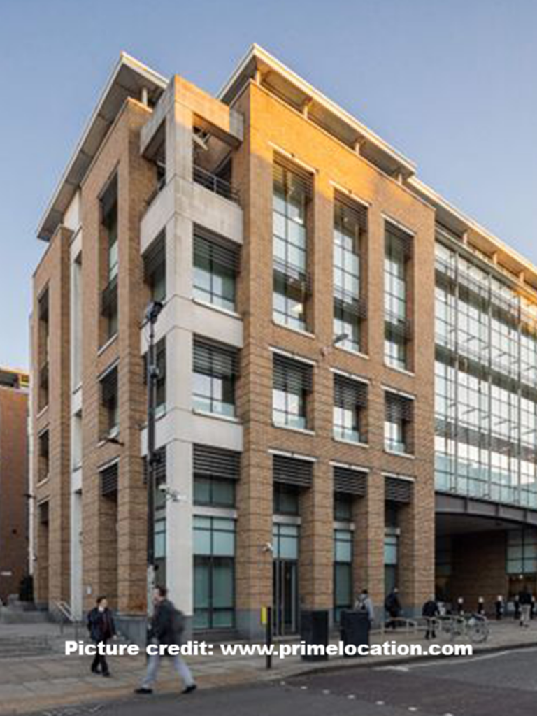 128 Queen Victoria Street